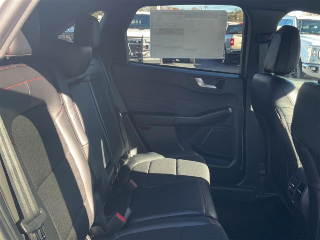new 2025 Ford Escape car, priced at $30,002
