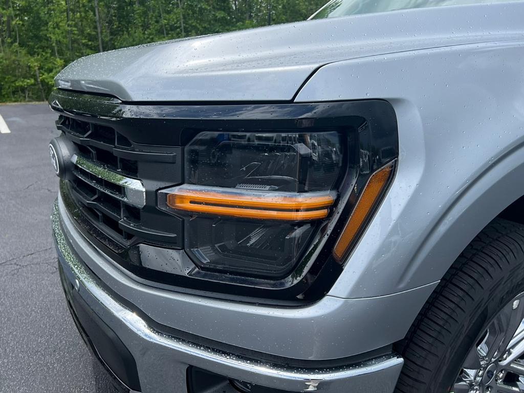 new 2025 Ford F-150 car, priced at $56,285