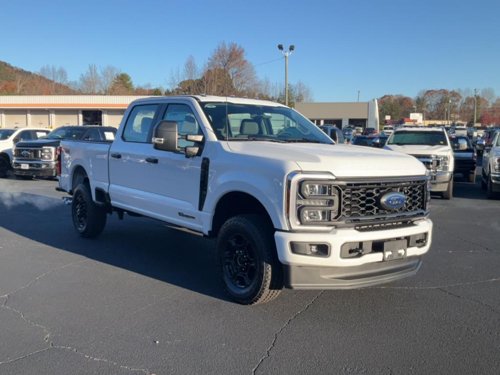 new 2024 Ford F-250 car, priced at $63,600