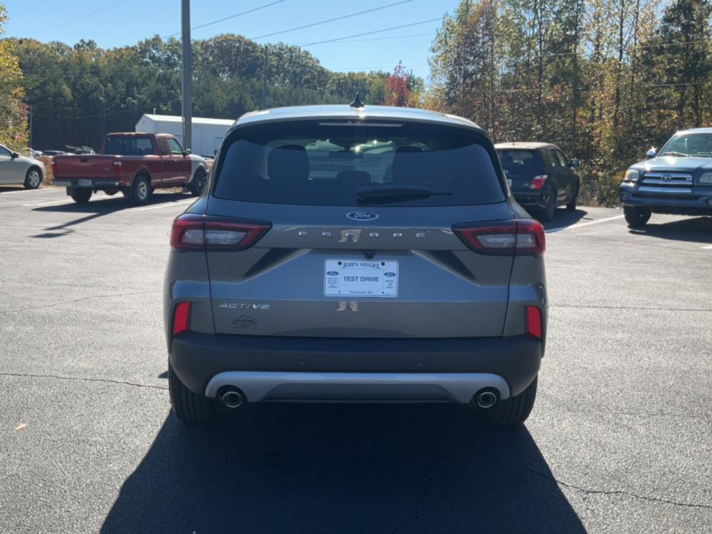 new 2025 Ford Escape car, priced at $31,480