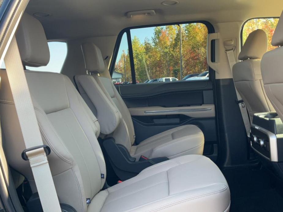 new 2024 Ford Expedition car, priced at $61,120