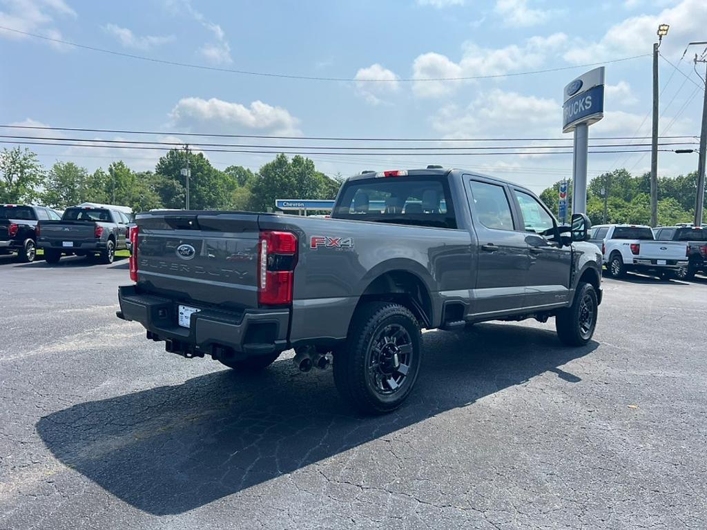 new 2025 Ford F-250 car, priced at $65,870