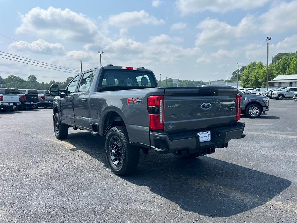 new 2025 Ford F-250 car, priced at $65,870