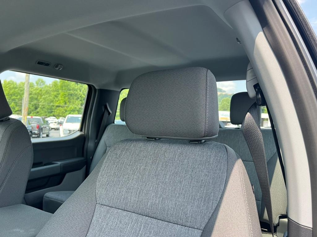 new 2025 Ford F-250 car, priced at $65,870