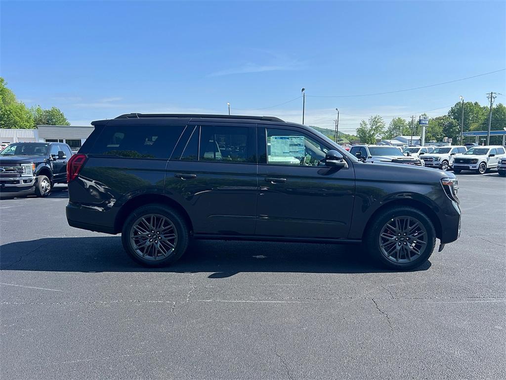 new 2025 Ford Expedition car, priced at $83,465