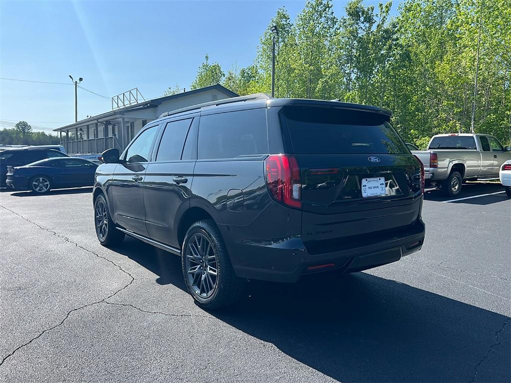 new 2025 Ford Expedition car, priced at $83,465