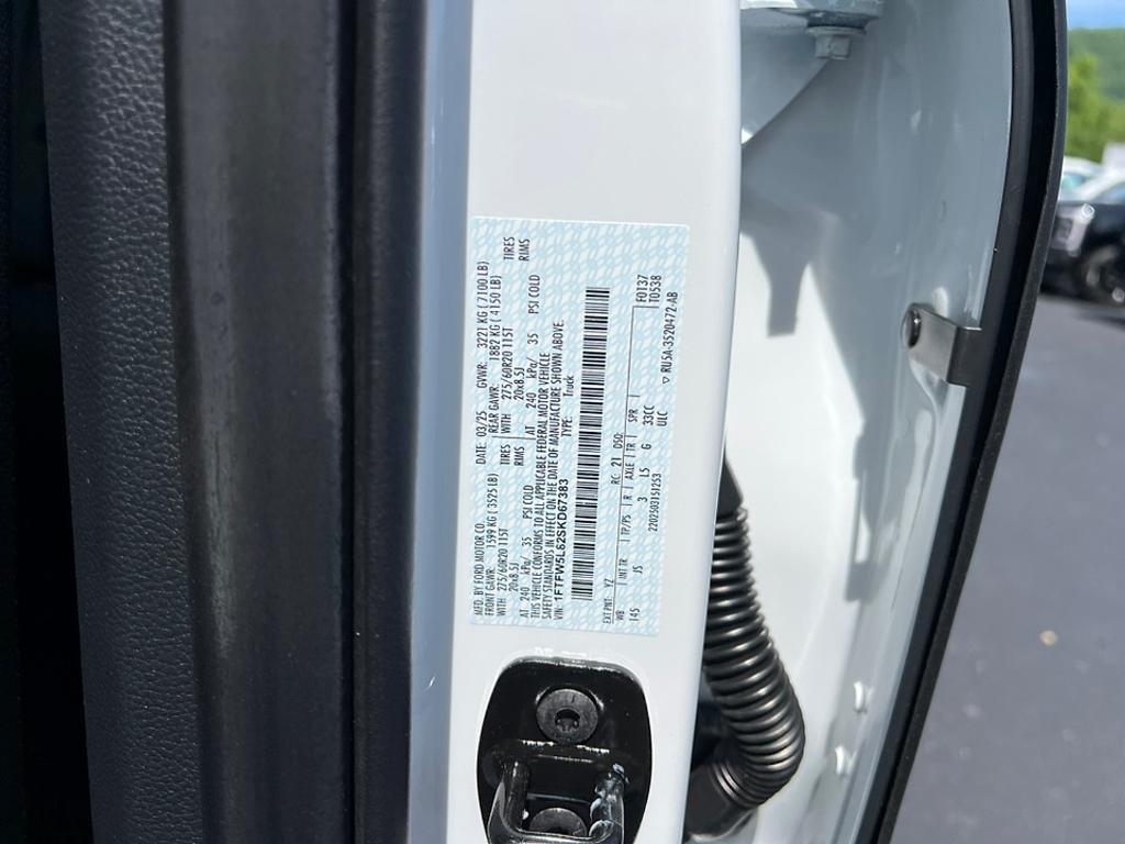 new 2025 Ford F-150 car, priced at $59,924
