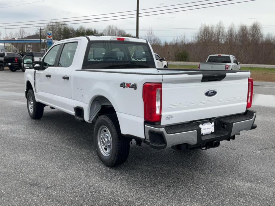 new 2024 Ford F-350 car, priced at $51,990