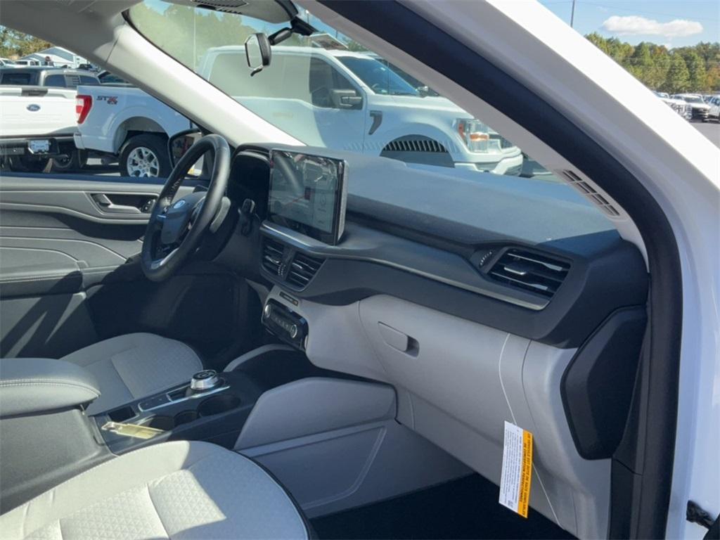 new 2025 Ford Escape car, priced at $30,642
