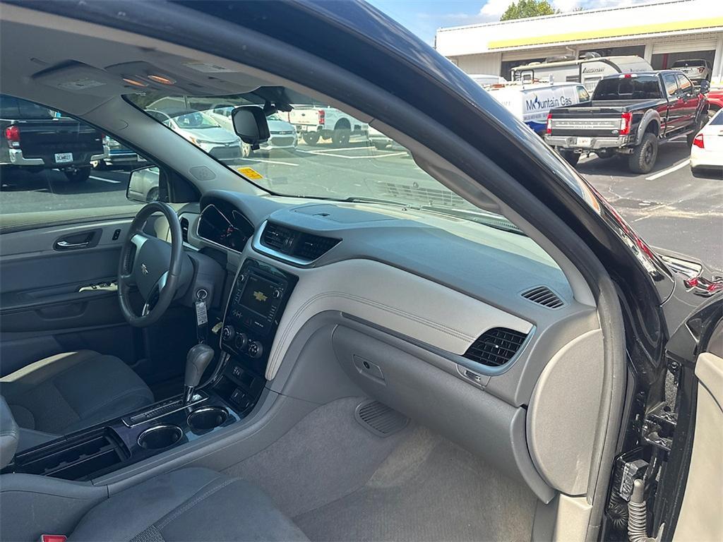 used 2017 Chevrolet Traverse car, priced at $9,832