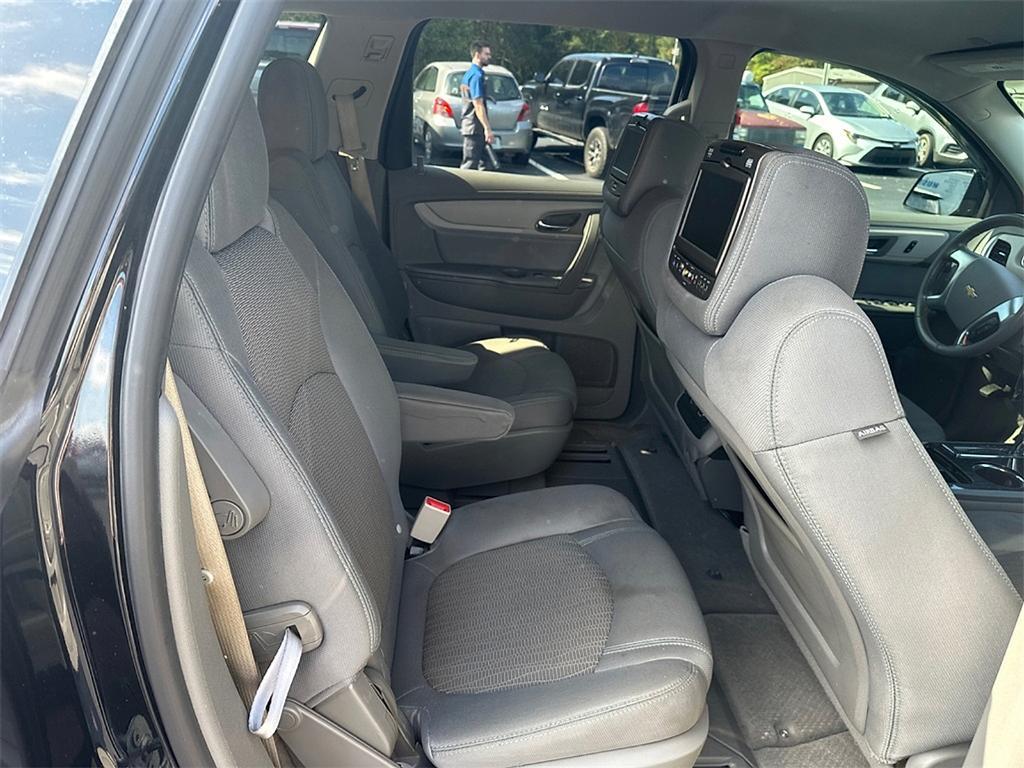 used 2017 Chevrolet Traverse car, priced at $9,832