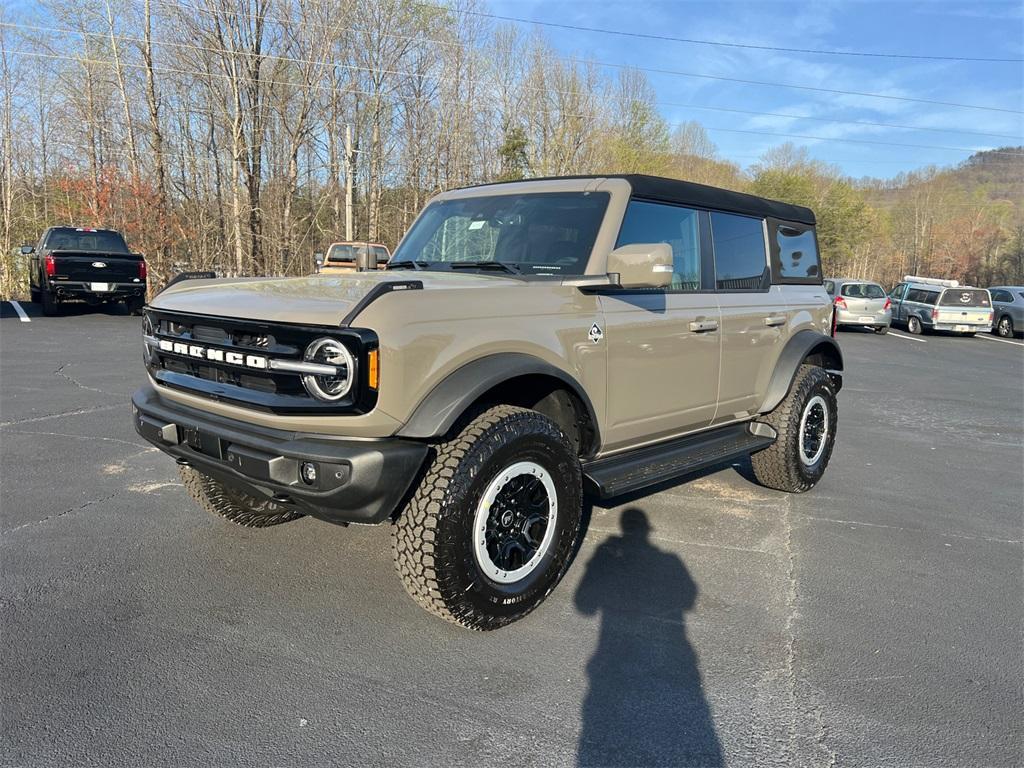 new 2025 Ford Bronco car, priced at $57,835