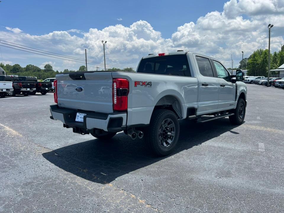 new 2025 Ford F-250 car, priced at $67,160