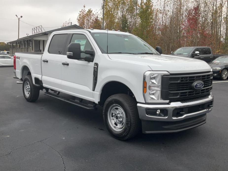 new 2024 Ford F-250 car, priced at $49,330