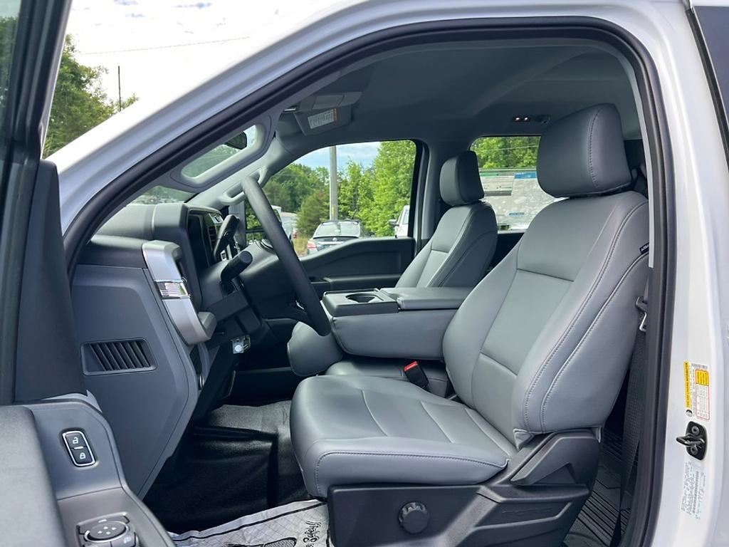 new 2025 Ford F-250 car, priced at $61,450