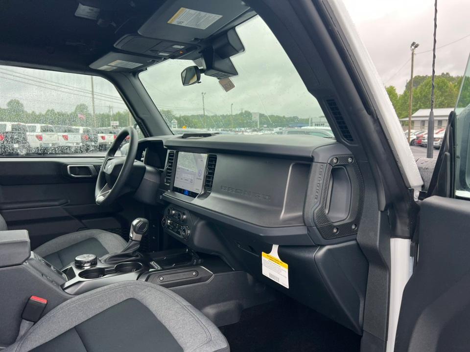 new 2025 Ford Bronco car, priced at $38,075