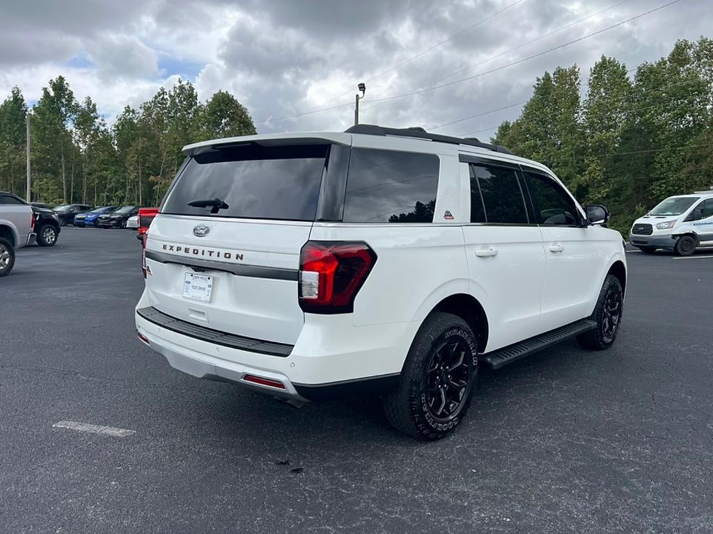 used 2022 Ford Expedition car, priced at $50,625