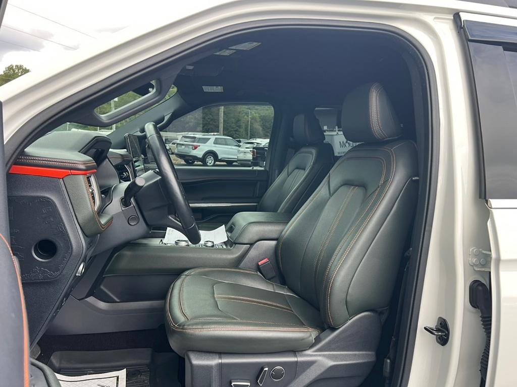 used 2022 Ford Expedition car, priced at $50,625