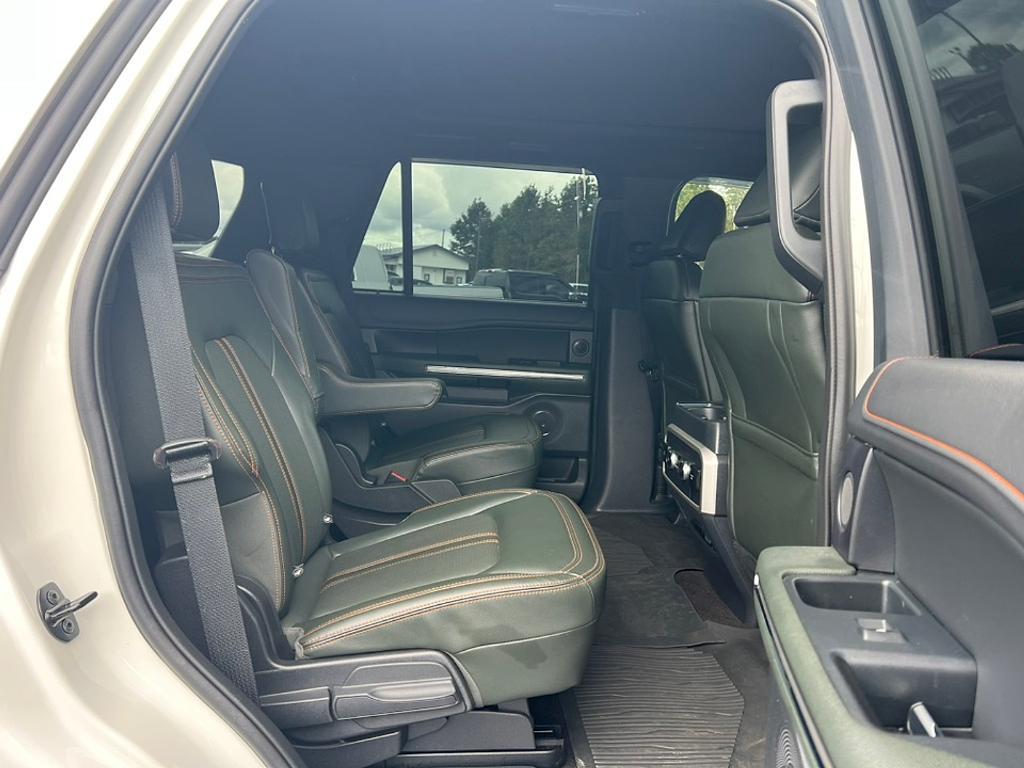 used 2022 Ford Expedition car, priced at $50,625
