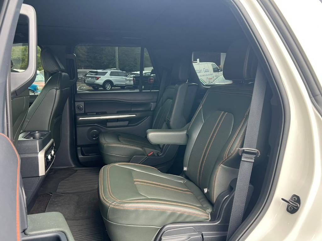 used 2022 Ford Expedition car, priced at $50,625