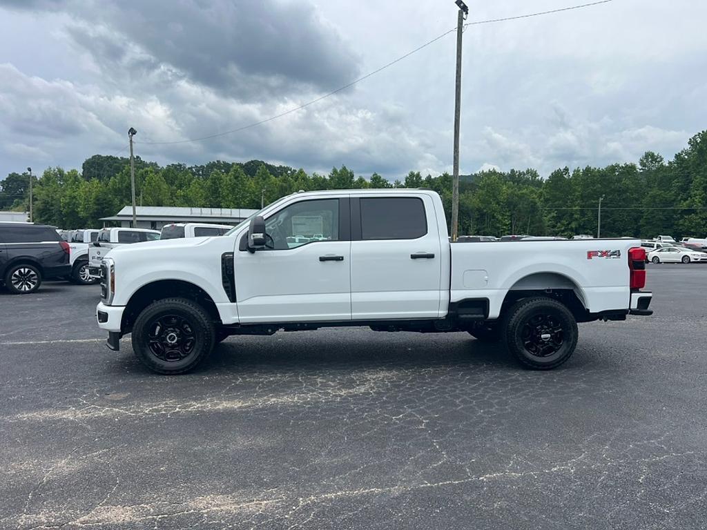 new 2025 Ford F-250 car, priced at $55,460