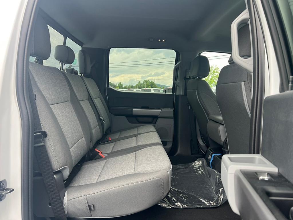 new 2025 Ford F-250 car, priced at $55,460