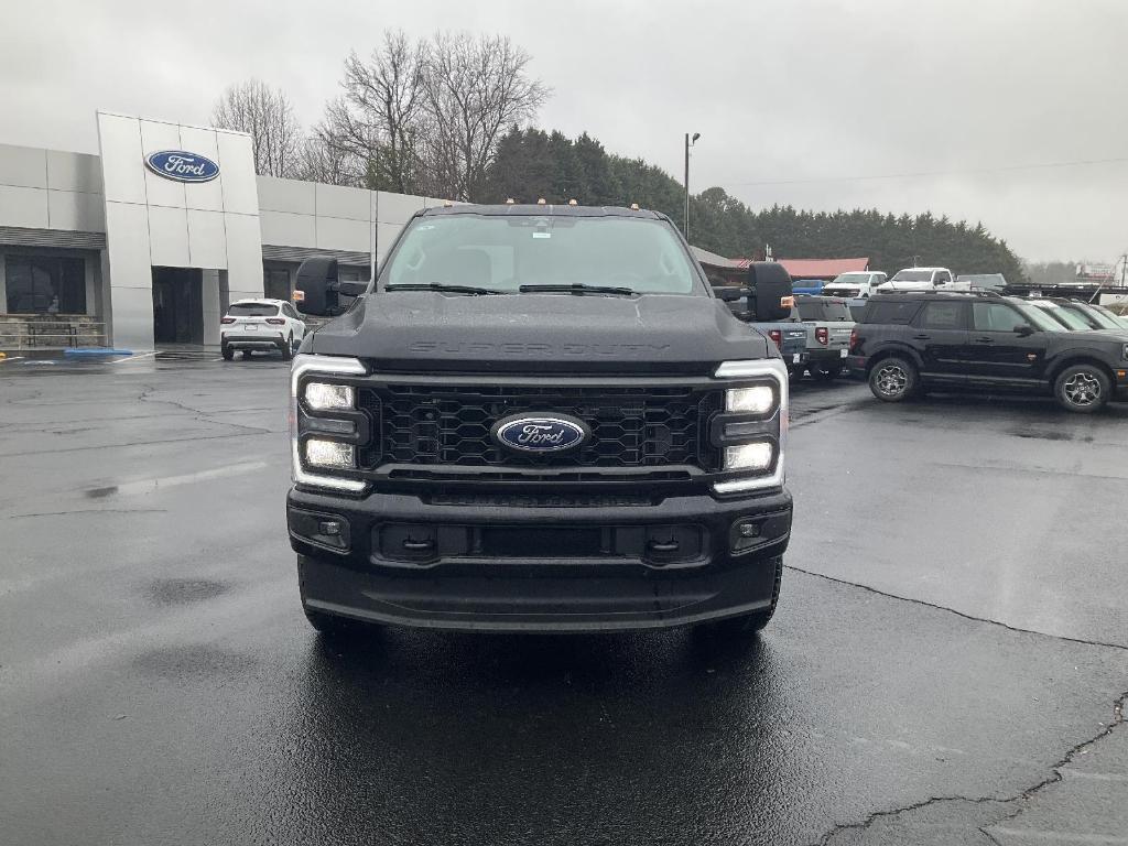 new 2025 Ford F-250 car, priced at $61,590