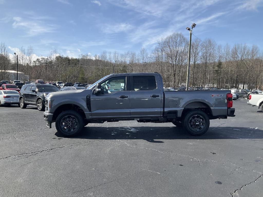 new 2025 Ford F-250 car, priced at $61,590