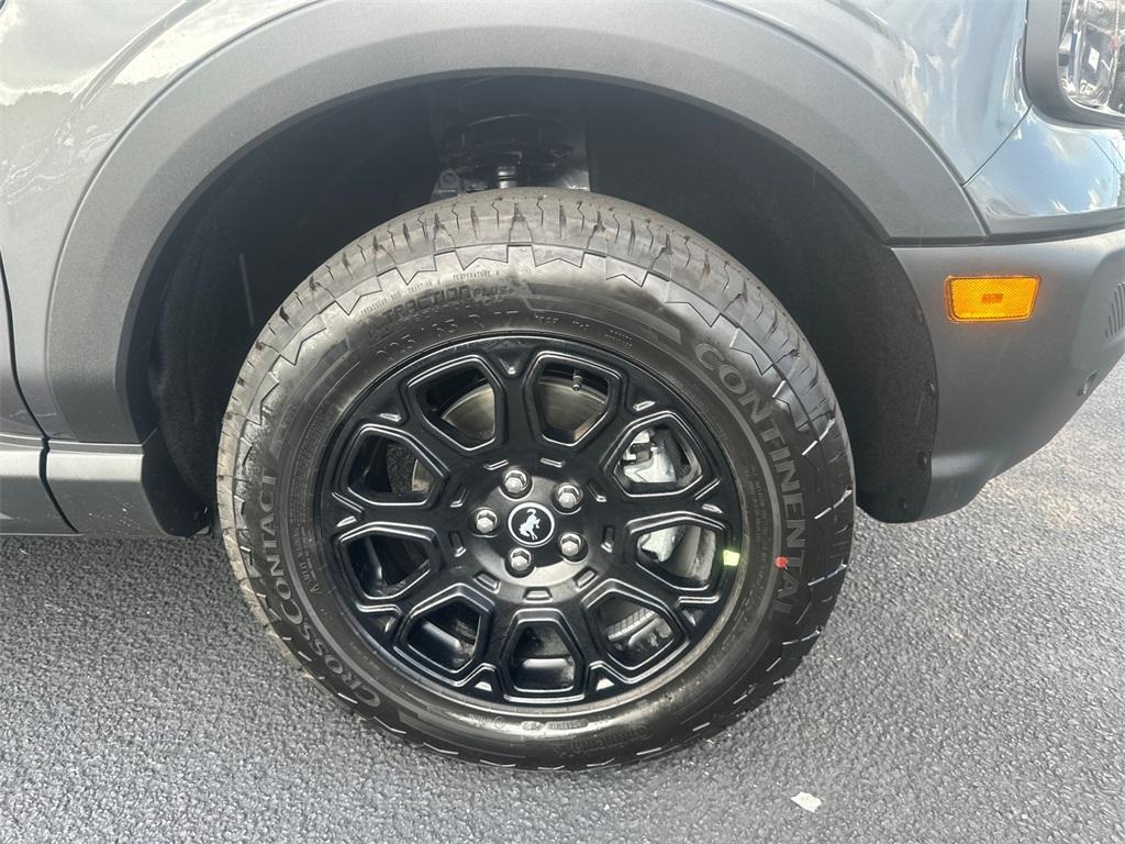 new 2025 Ford Bronco Sport car, priced at $36,085