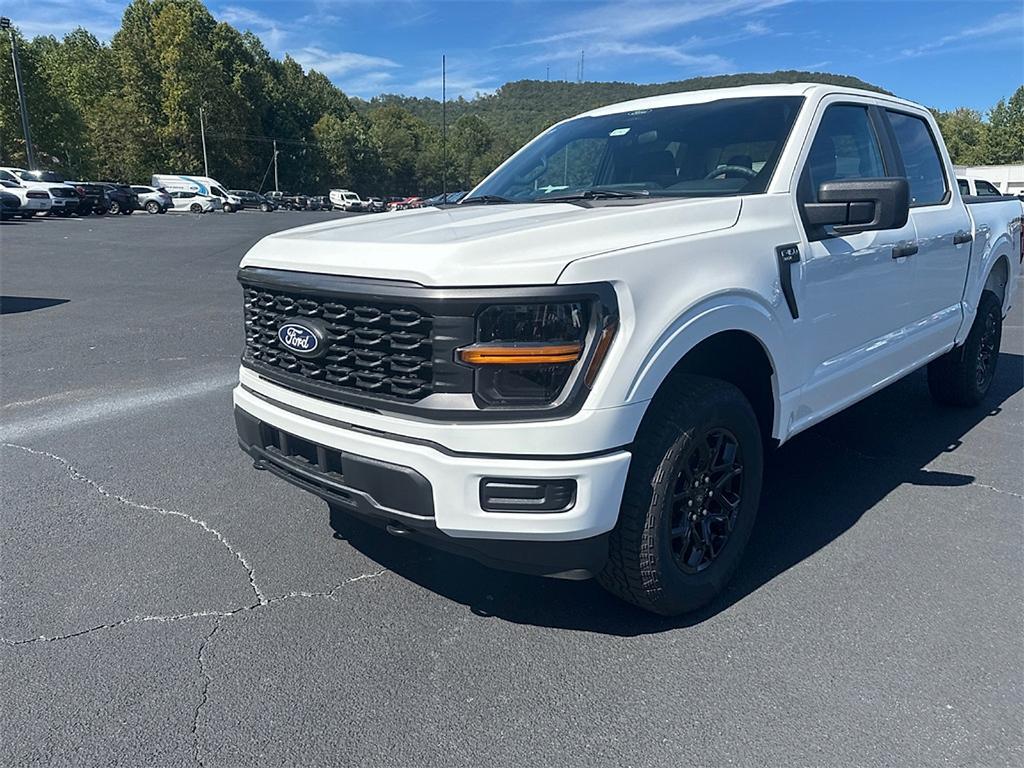 new 2025 Ford F-150 car, priced at $44,595
