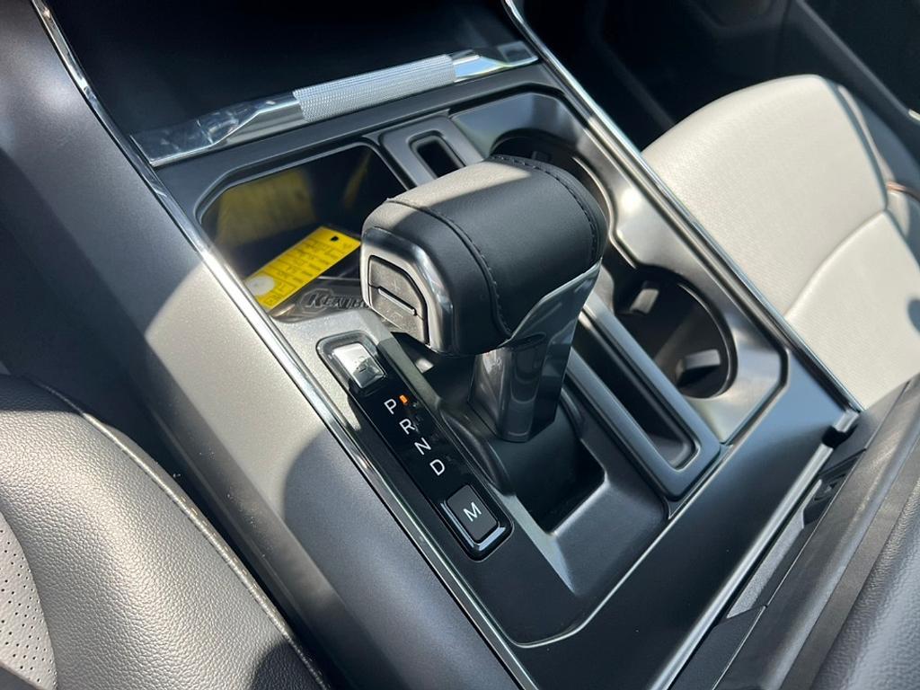 new 2025 Ford F-150 car, priced at $60,383