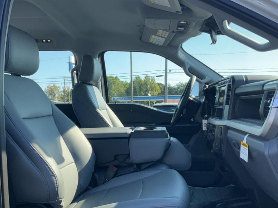 new 2024 Ford F-250 car, priced at $60,045