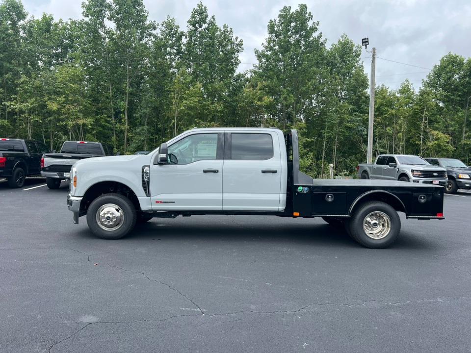 new 2025 Ford F-350 car, priced at $82,745
