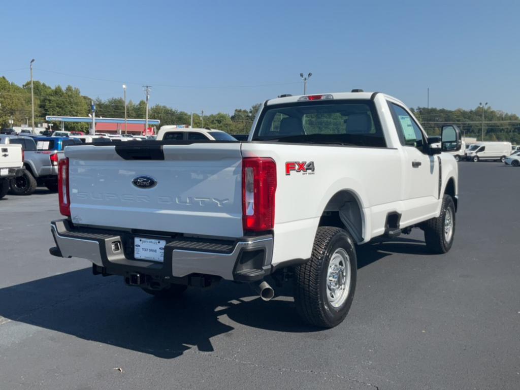 new 2024 Ford F-250 car, priced at $44,680