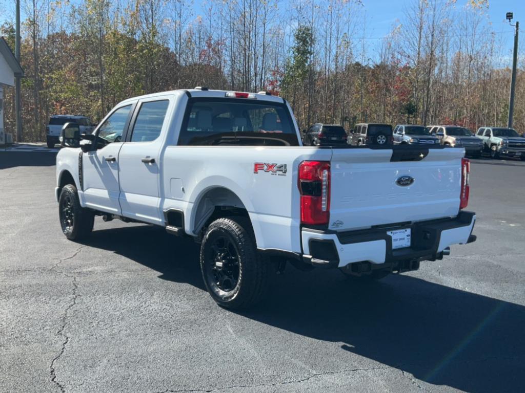 new 2024 Ford F-250 car, priced at $54,810