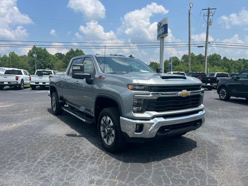 used 2024 Chevrolet Silverado 2500 car, priced at $61,999