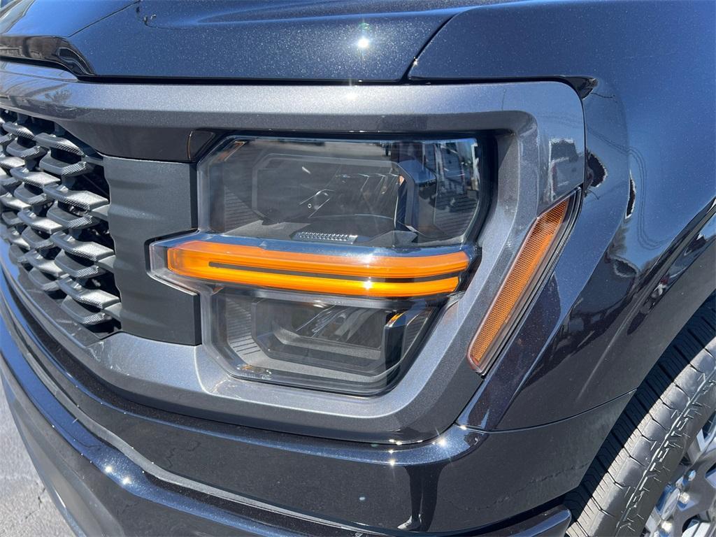 new 2025 Ford F-150 car, priced at $48,579