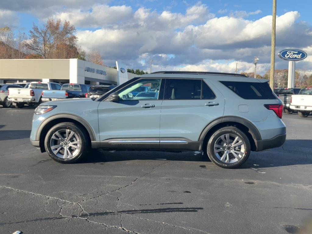 new 2025 Ford Explorer car, priced at $48,055