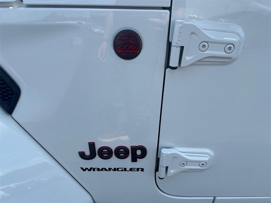 used 2021 Jeep Wrangler car, priced at $33,151