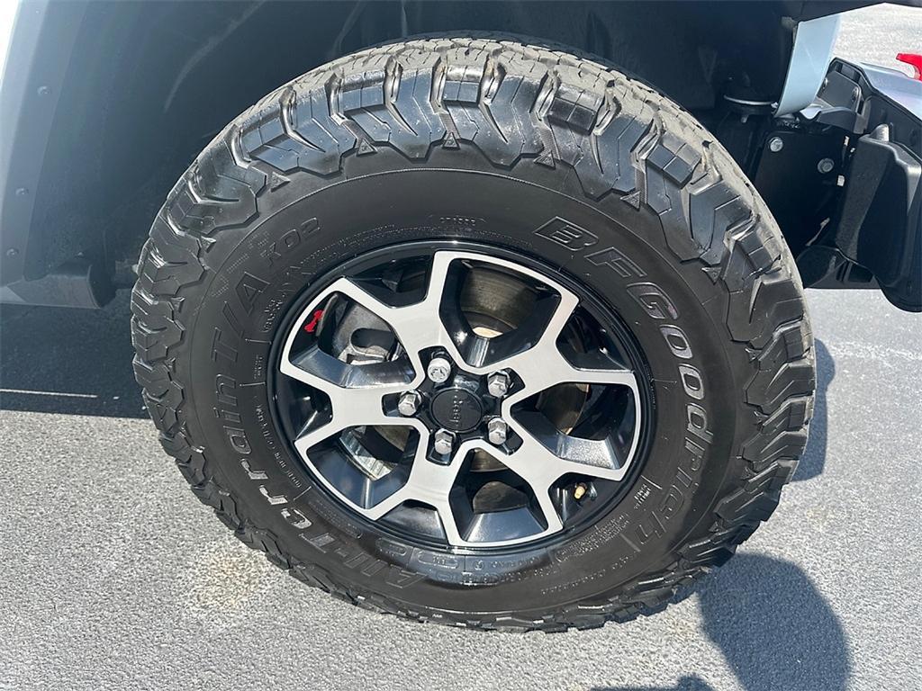used 2021 Jeep Wrangler car, priced at $33,151