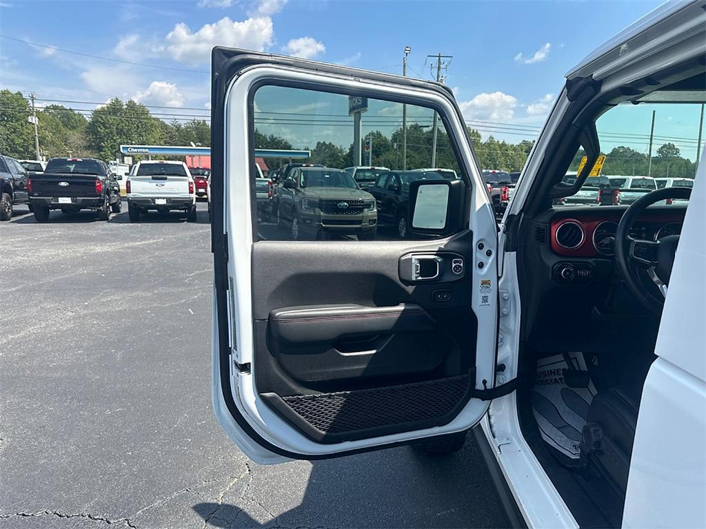 used 2021 Jeep Wrangler car, priced at $33,151