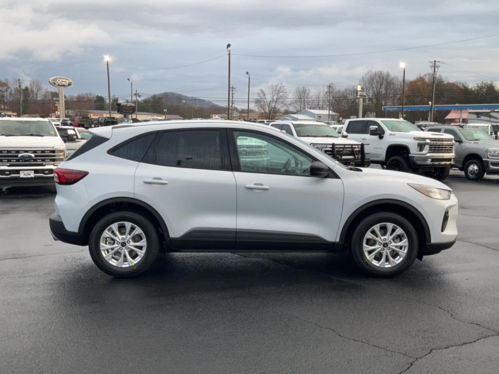 new 2025 Ford Escape car, priced at $30,640