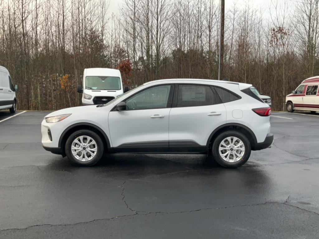 new 2025 Ford Escape car, priced at $30,640