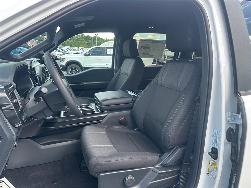 new 2025 Ford F-150 car, priced at $46,975