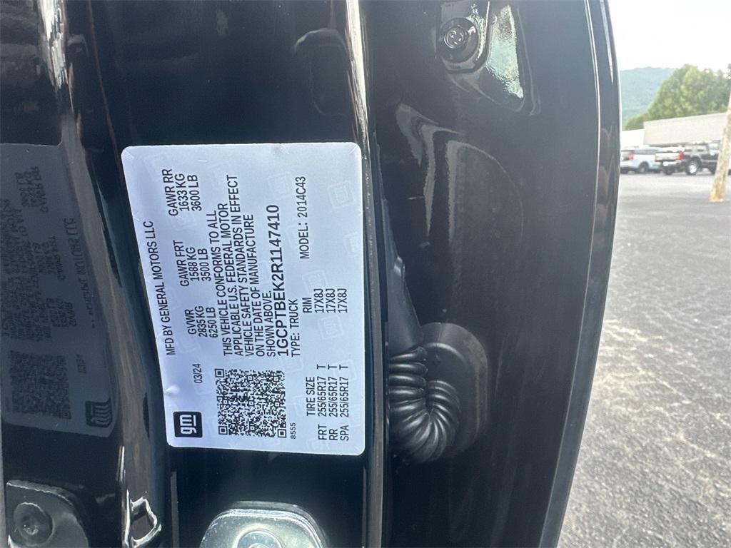 used 2024 Chevrolet Colorado car, priced at $33,599