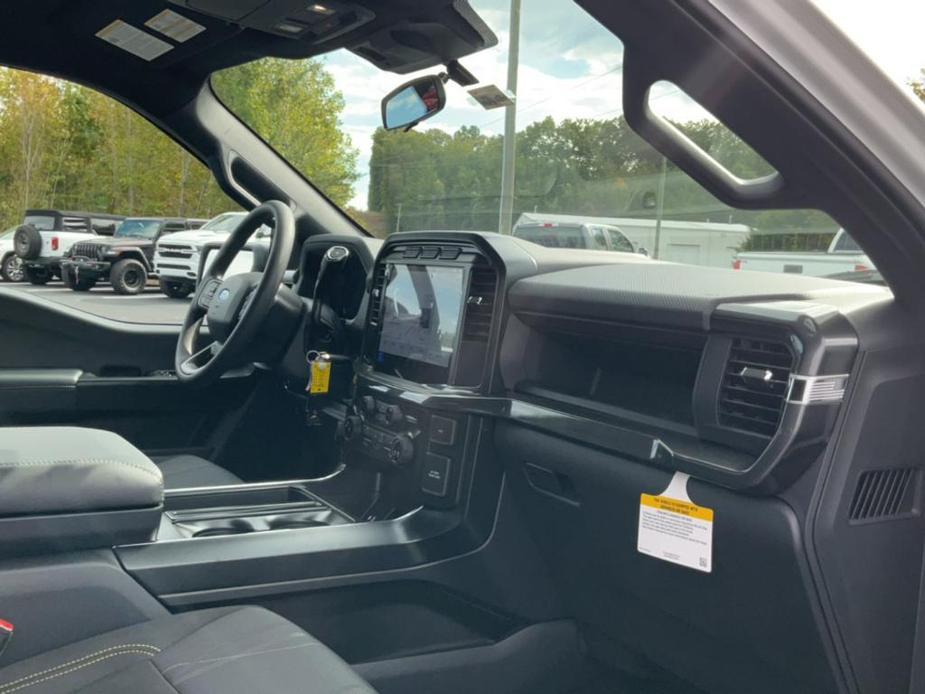 new 2024 Ford F-150 car, priced at $41,995