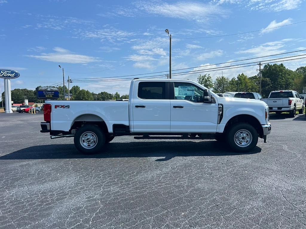 new 2025 Ford F-250 car, priced at $51,380