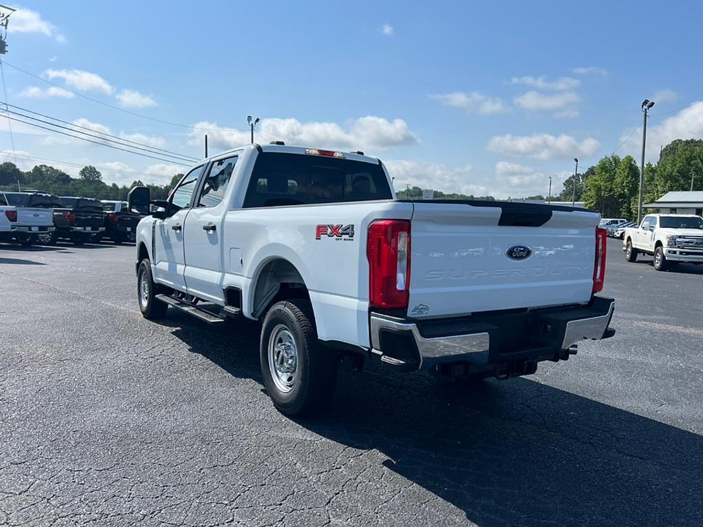new 2025 Ford F-250 car, priced at $51,380