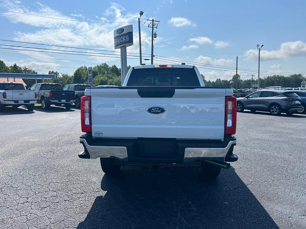 new 2025 Ford F-250 car, priced at $51,380