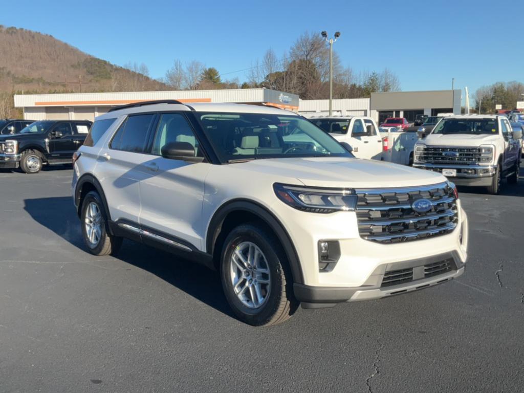 new 2025 Ford Explorer car, priced at $41,605